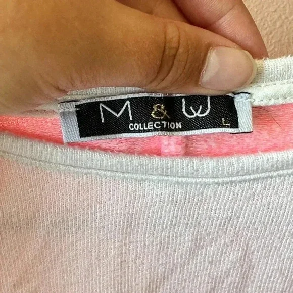 Shirt size large - Picture 3 of 4